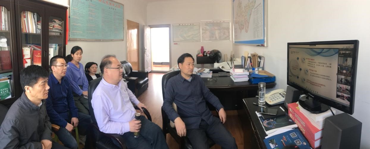  荆州公路学会组织相关人员收看全国公路学会