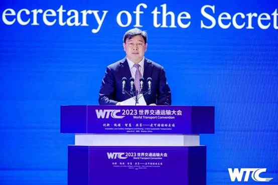 中国科学技术协会党组副书记、书记处书记束为致辞