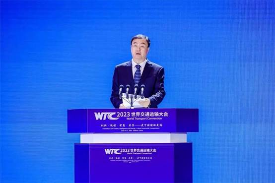 交通运输部党组成员、副部长王刚致辞